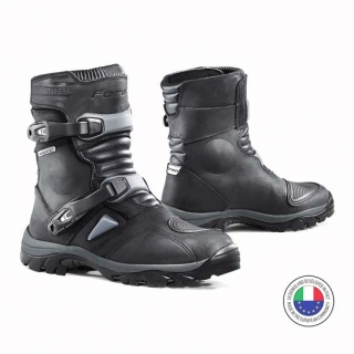 Forma Adventure Low Boots-Black